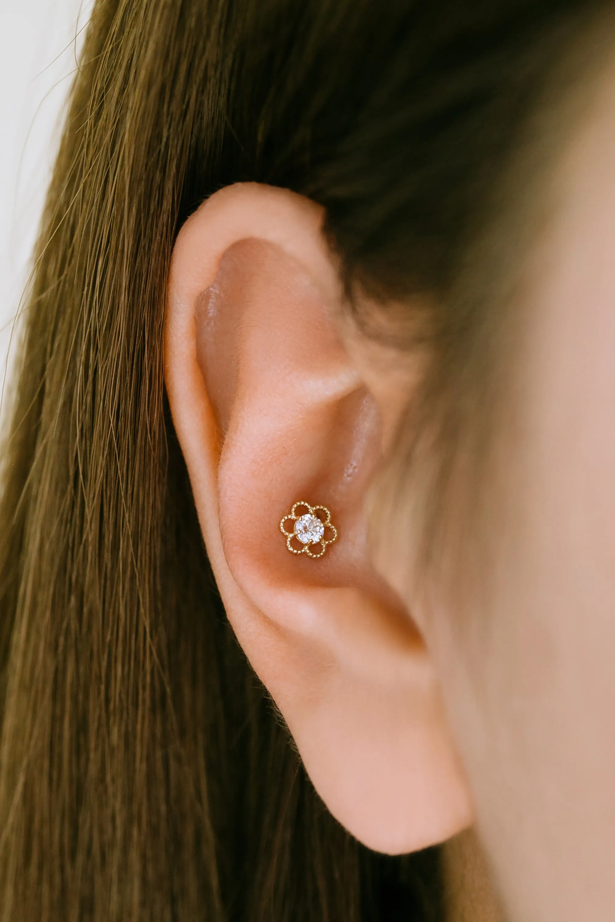 14K Real Gold Minimalist Open Flower Central Cz Forward Helix Cartilage Tragus Inner Conch Ear Stud Post Internally Threaded Earring Labret Jewelry