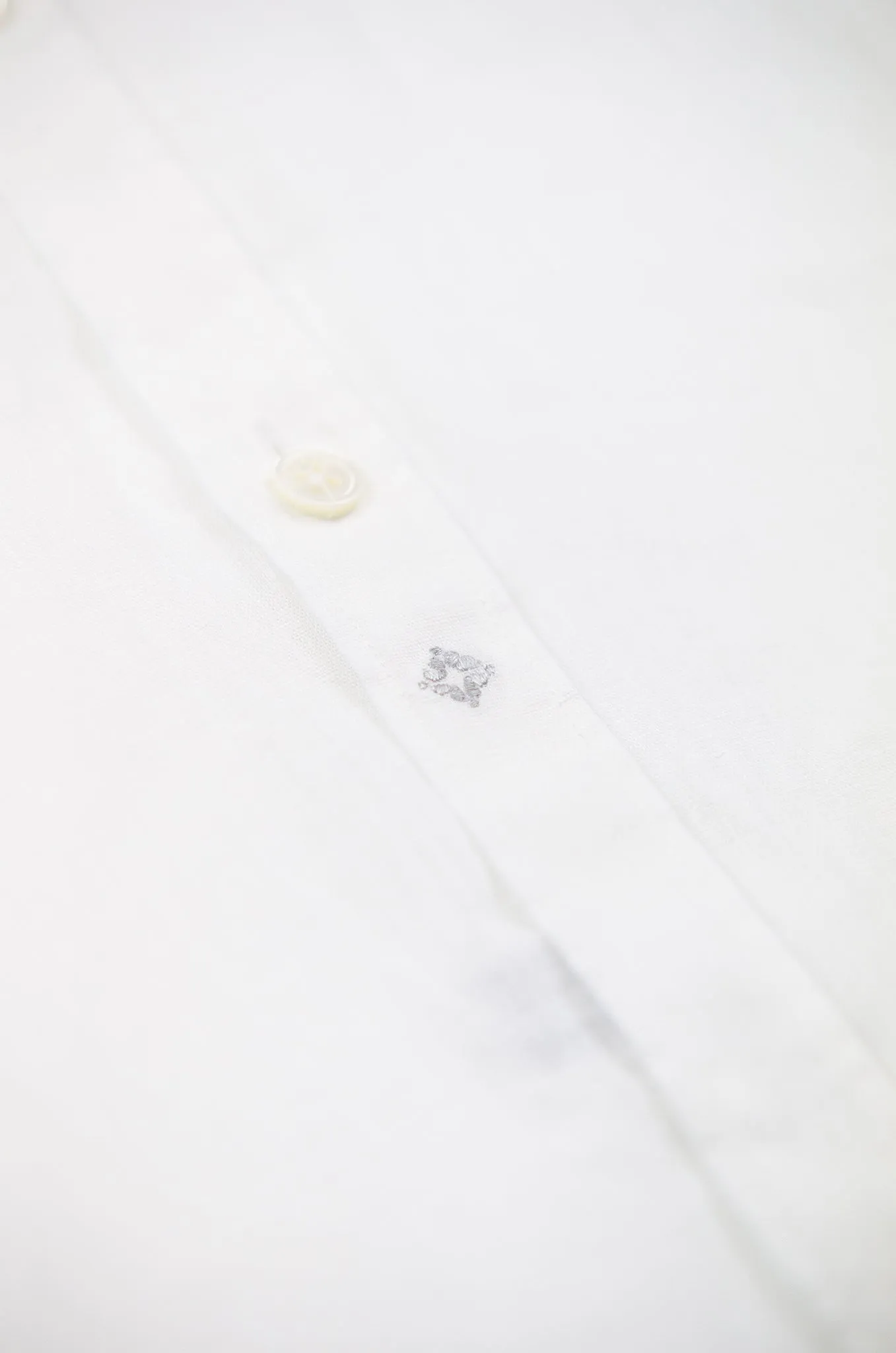 Clodoveu Golden Linen Shirt (white)