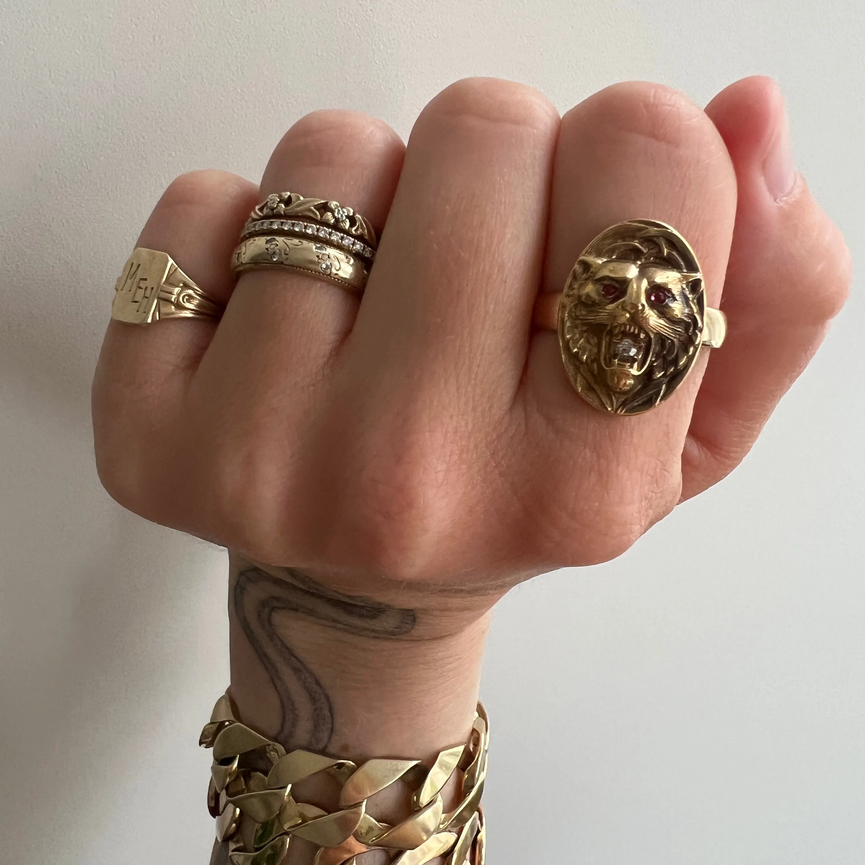 reimagined V I N T A G E // ambiguous big cat / solid 10k yellow gold art nouveau cufflink conversion ring / size 7.25 ish