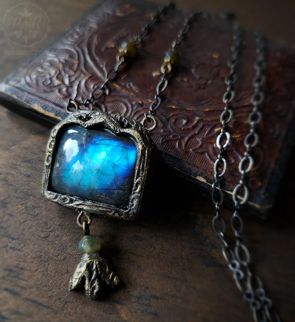 Santa Maria della Carità Labradorite Arch Amulet