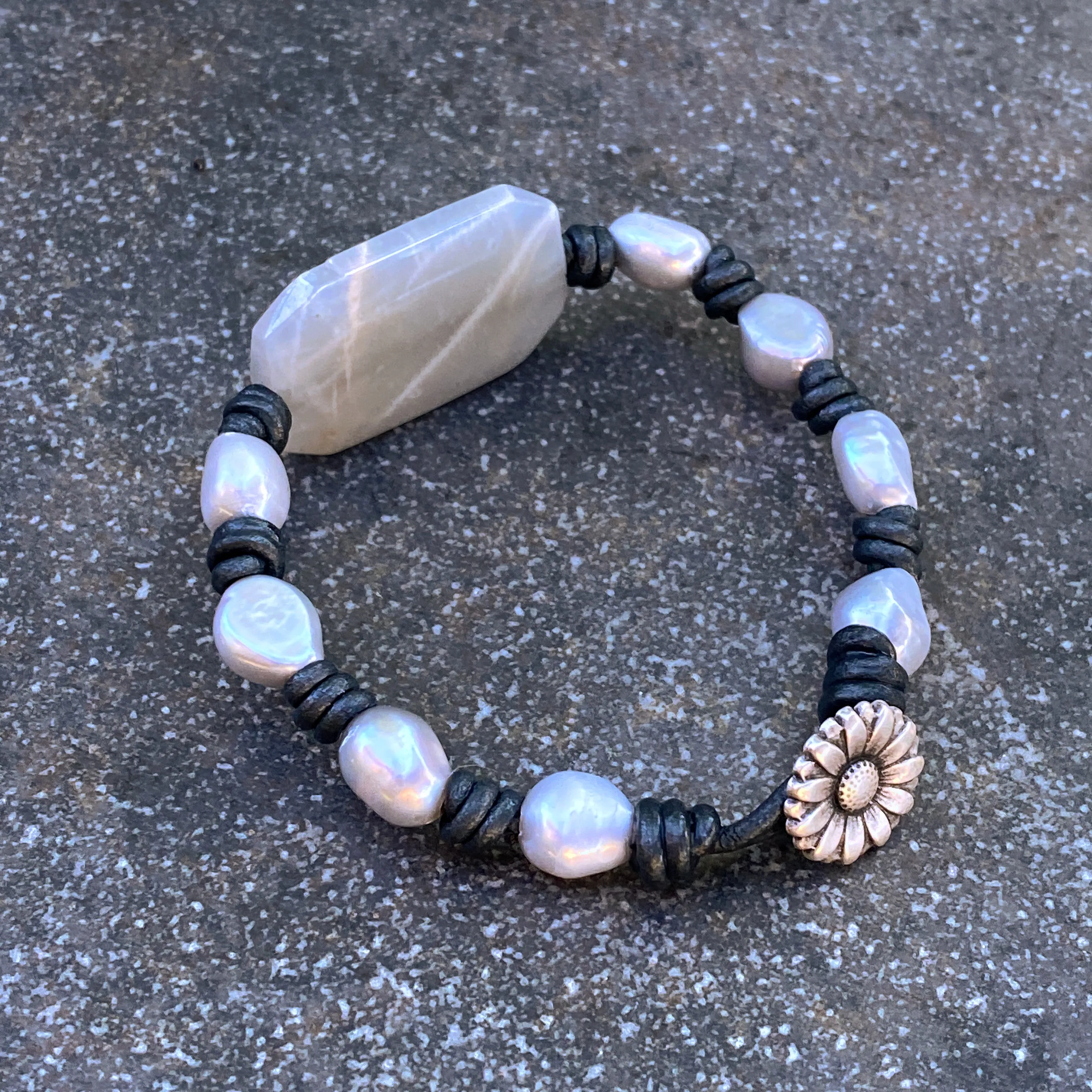 Silver moonstone and genuine freshwater Pearl hand knotted leather bracelet