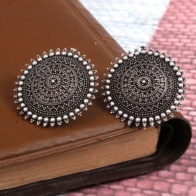 Silver Round Floral Silver- Toned Stud Earrings