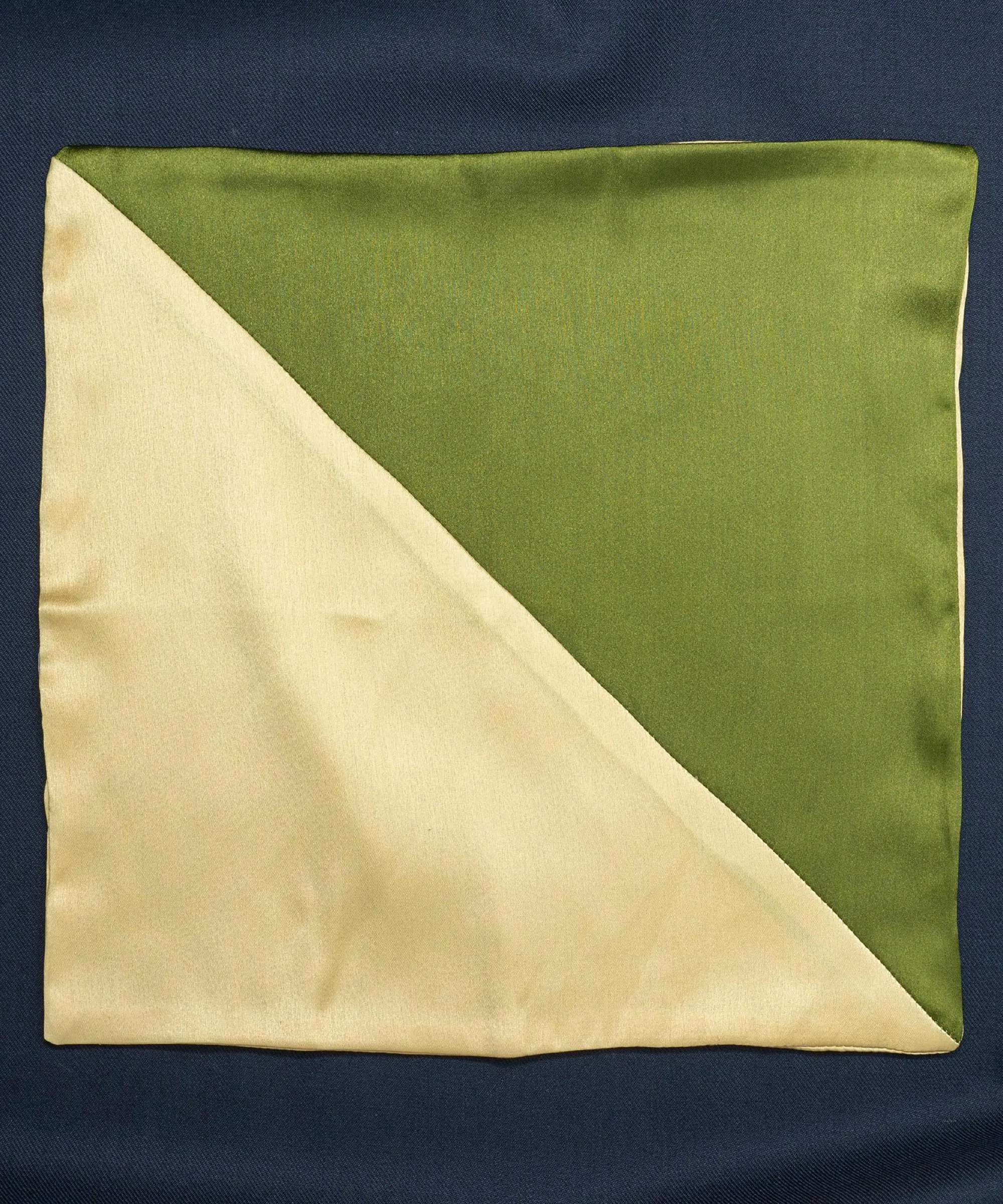 Sun & Sand Green Pocket Square