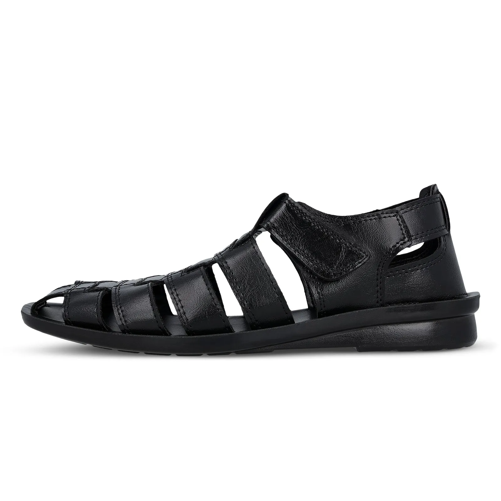 Walkaroo Men Solid Fisherman Sandals  - 13505 Black